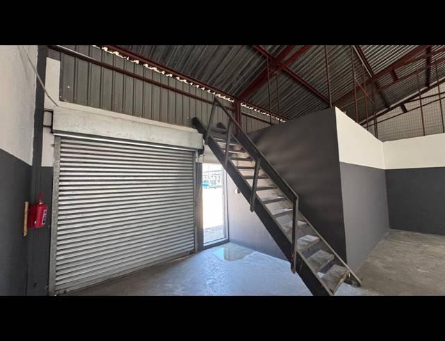 227M² WAREHOUSE TO LET IN WYNBERG